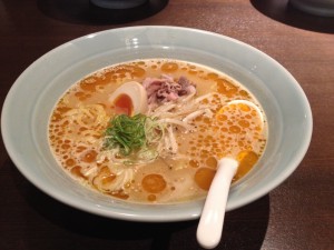 ◆人生初！羊骨ラーメン◆牧場主が経営するお店「ば～る しずお農場」にいって参りました