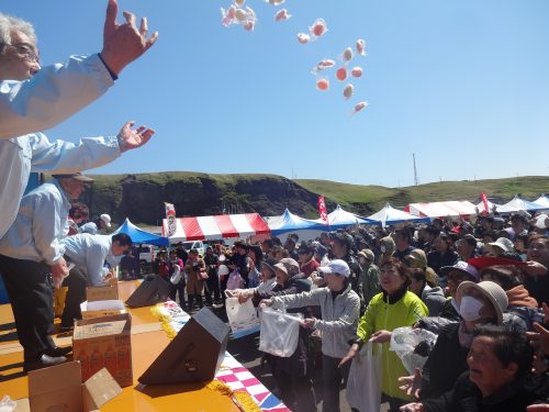 ◆餅まきが好き◆お祭りのイベントと云えば、みんな大好き「餅まき」